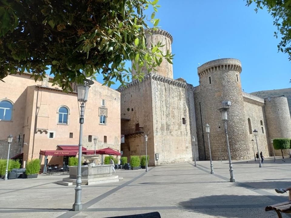 Alloggio Turistico Drusilla Fondi Exteriör bild